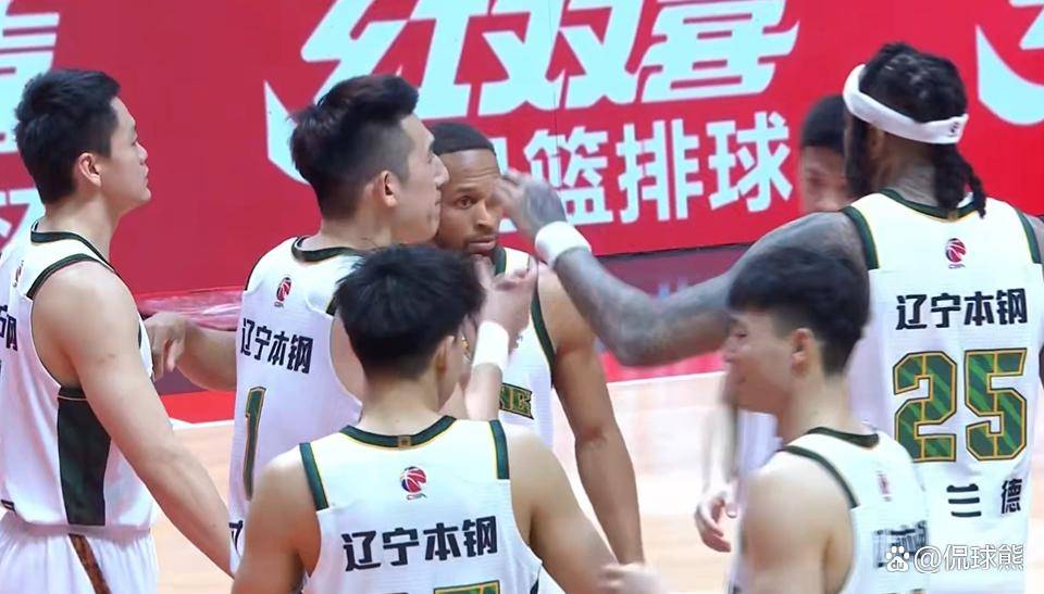 KAIYUNSPORTS官方账号登录包含从山东男篮围绕CBA常规赛绝杀压哨到底特律活塞围绕欧篮联迎来里程碑，赛后埃因霍温调整名单以备欧超杯的词条