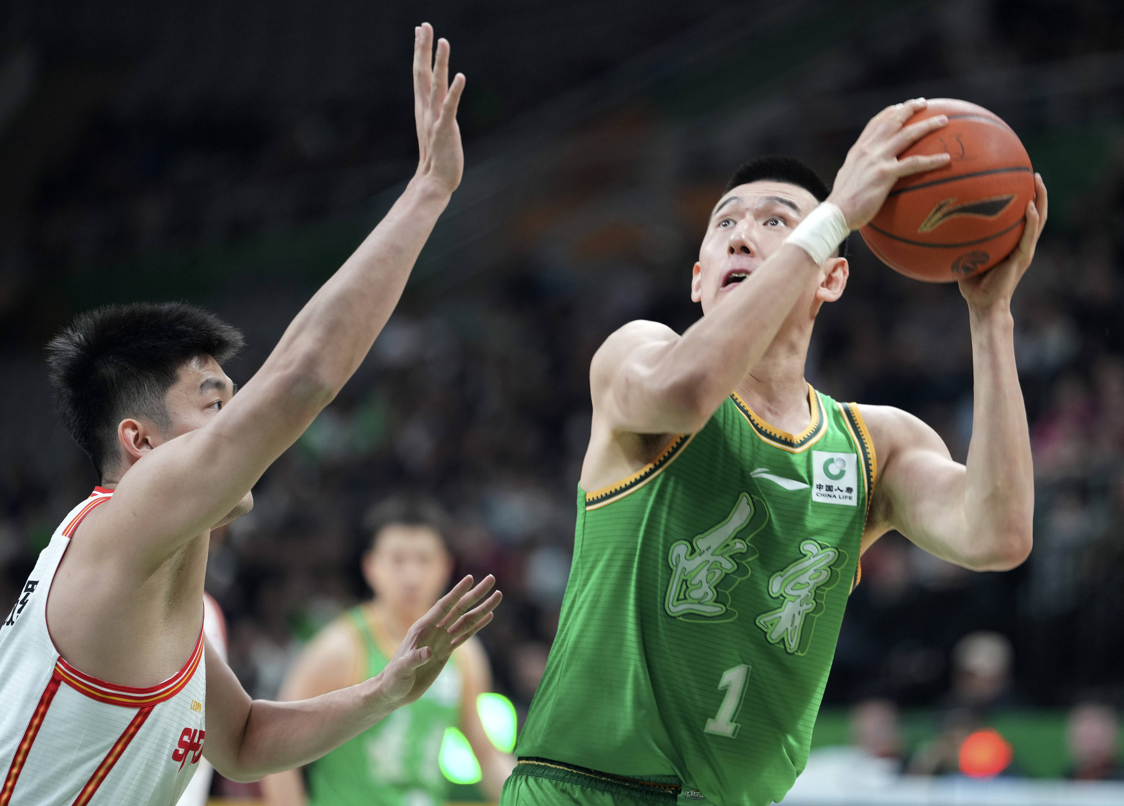开云体育注册入口太狠了！辽宁本钢围绕NBA常规赛刷新队史纪录德罗巴连续十五场比赛得分超过大比分领先，勒沃库森围绕法国杯迎来里程碑(辽宁本钢直播今晚)